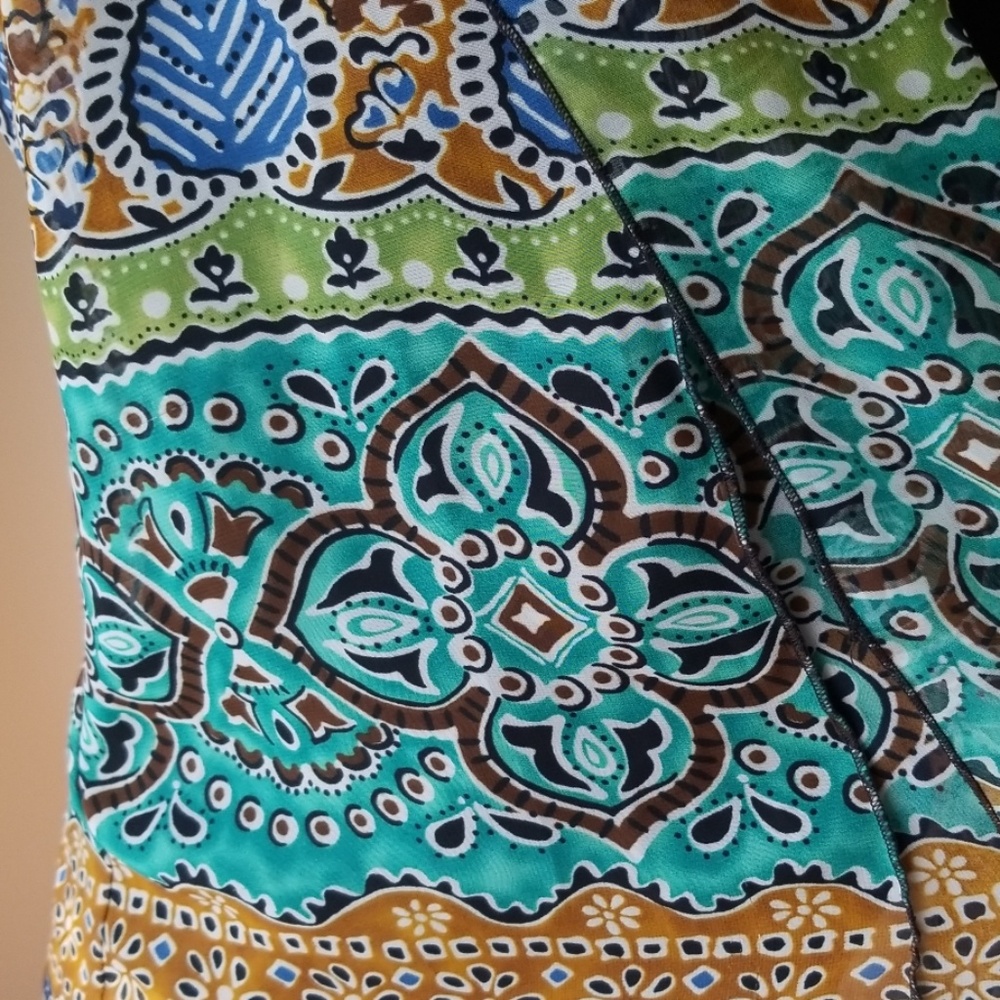 Sara Michelle Boho Print Jacket Over Tank Top. - Picture 4 of 9